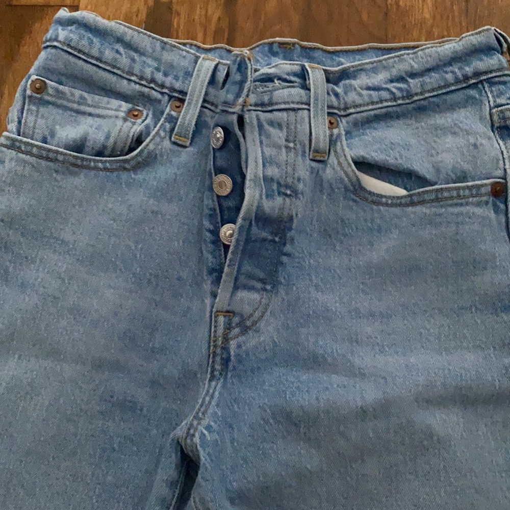 Levi High Rise Jeans - Picture 2 of 5